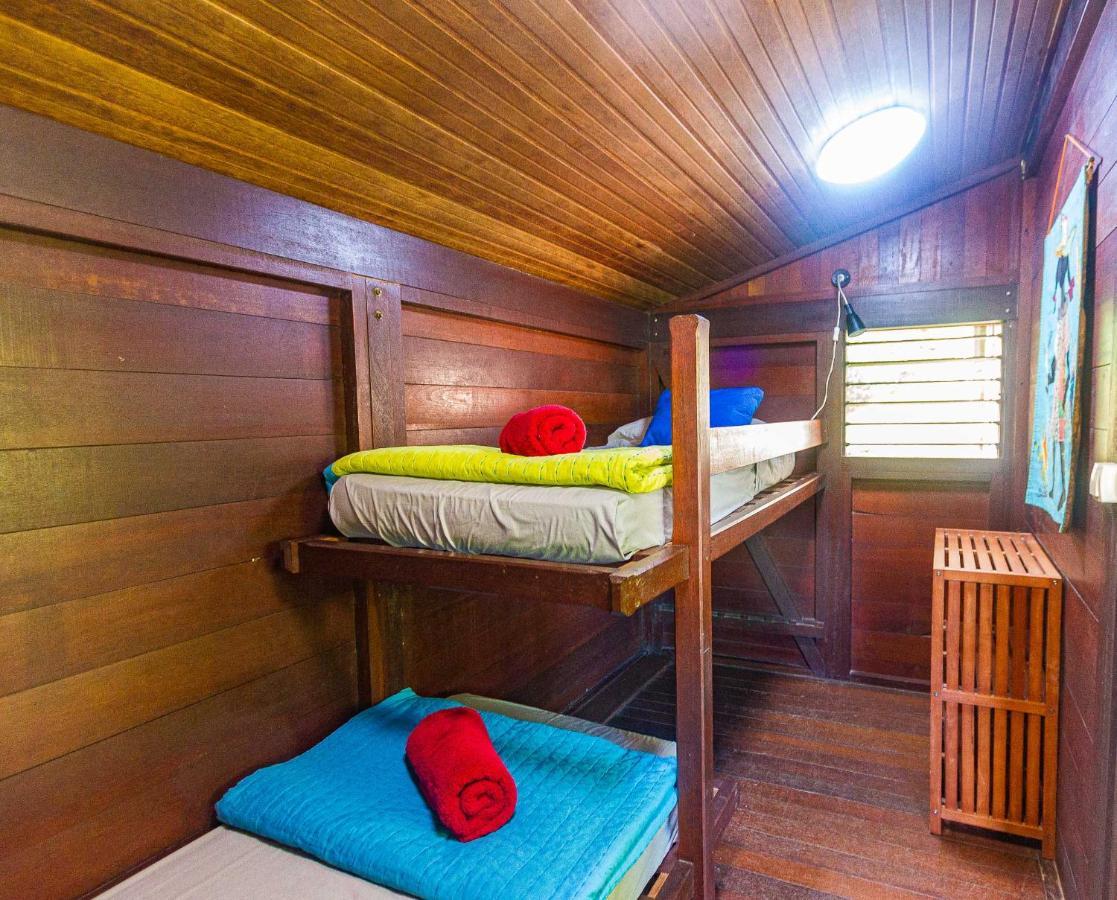 Piton Bungalows Ecolodges Deshaies Ngoại thất bức ảnh